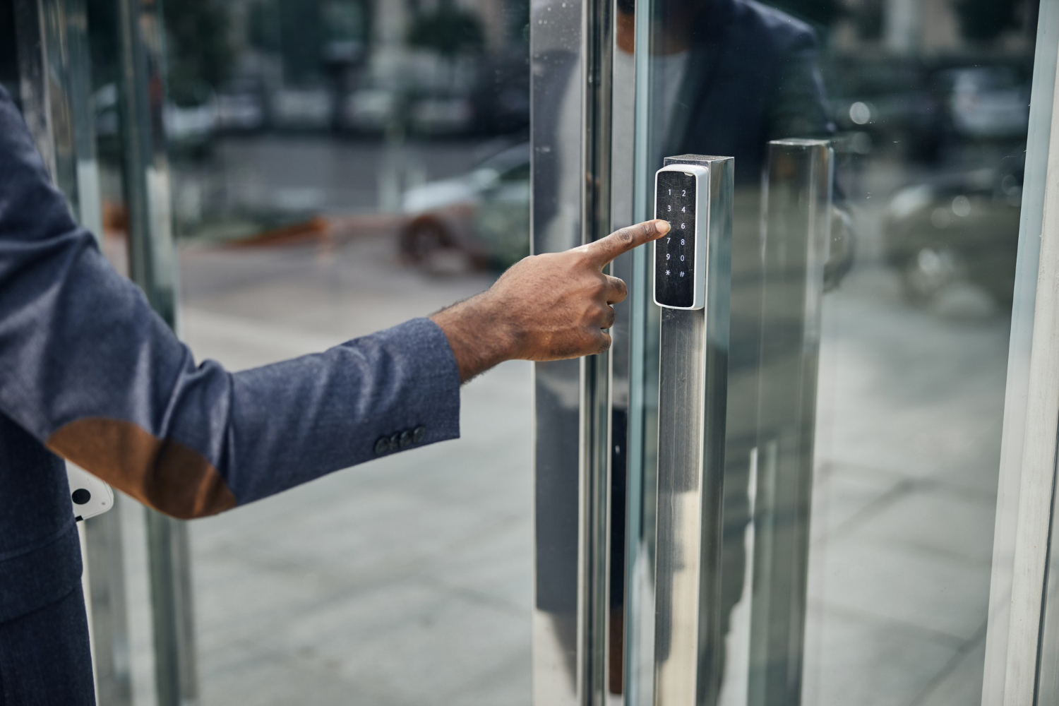 Choosing the Right Automatic Door for Your Commercial Property